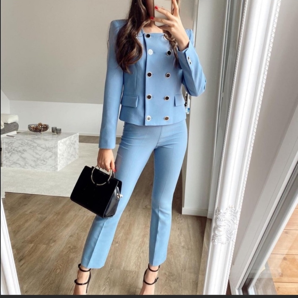 Zara double breasted blazer blogger favorite